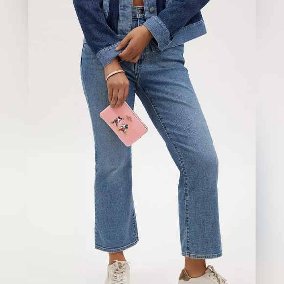 Disney X Coach Corner Zip Wristlet With Ice Skate Motif - Picture 6 of 7